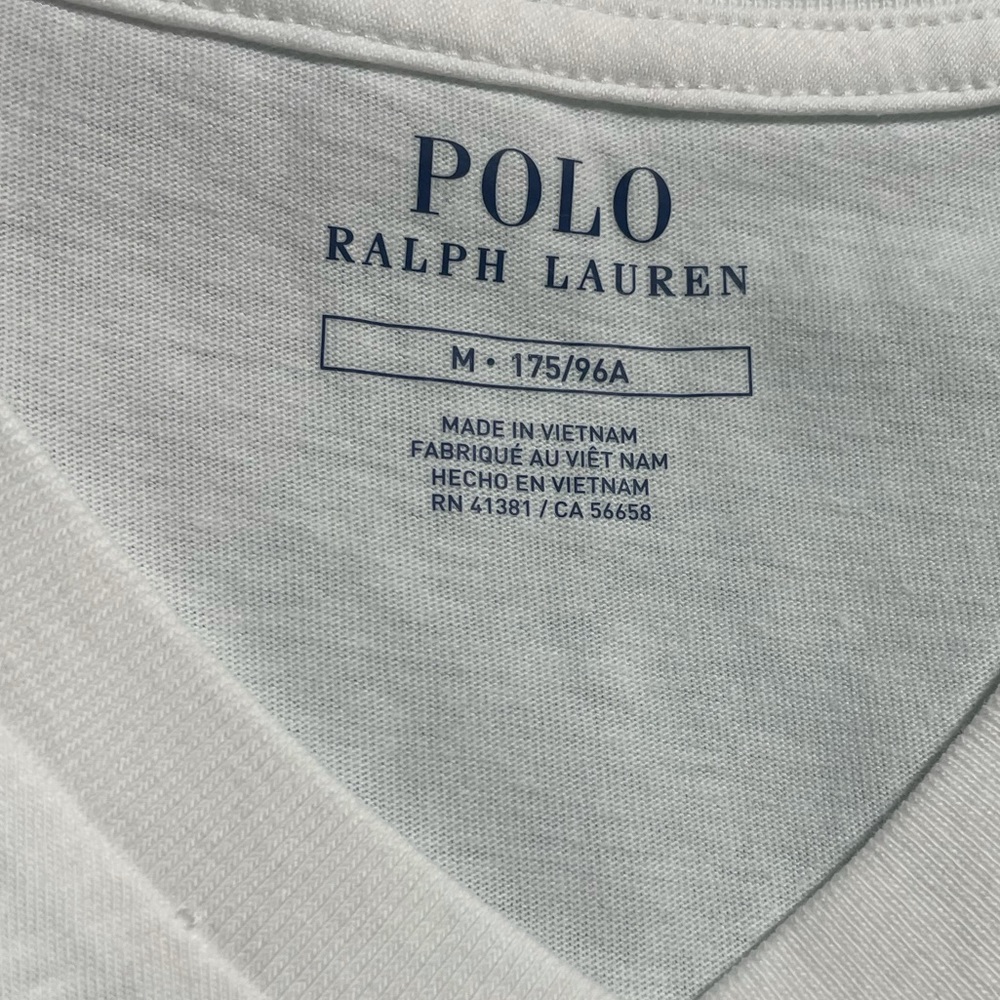 NWT SET Polo Ralph Lauren Vneck T-shirt and Sweat Shorts Size Medium - Picture 5 of 12